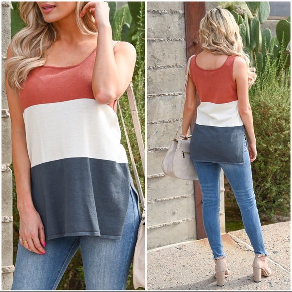 ✨LAST ONE✨Color-block Knit tank - Picture 2 of 2